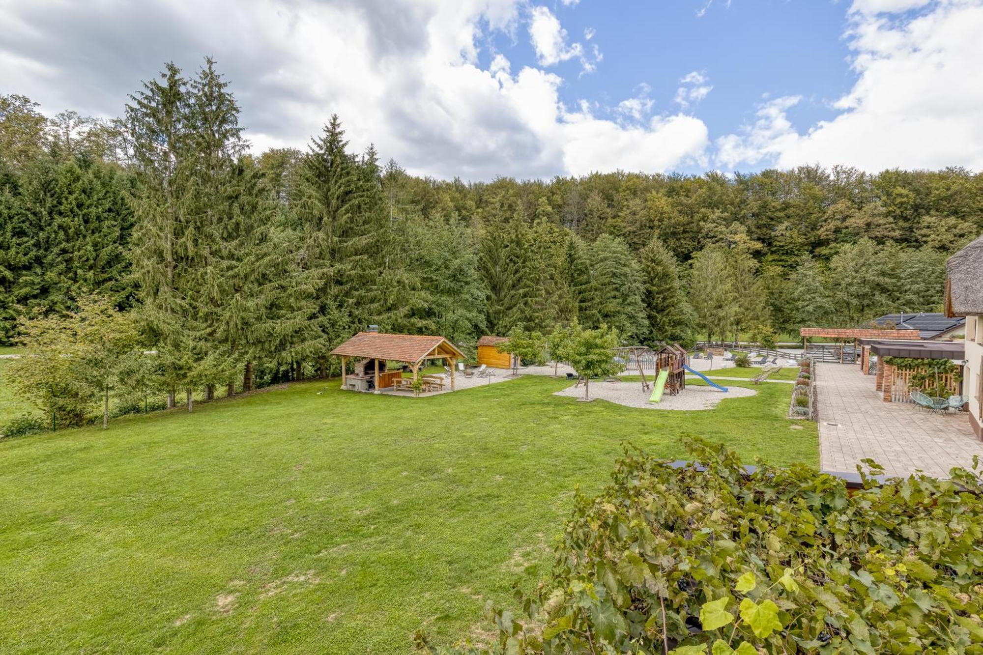 Apartmán Bajsova Domacija Podčetrtek Exteriér fotografie