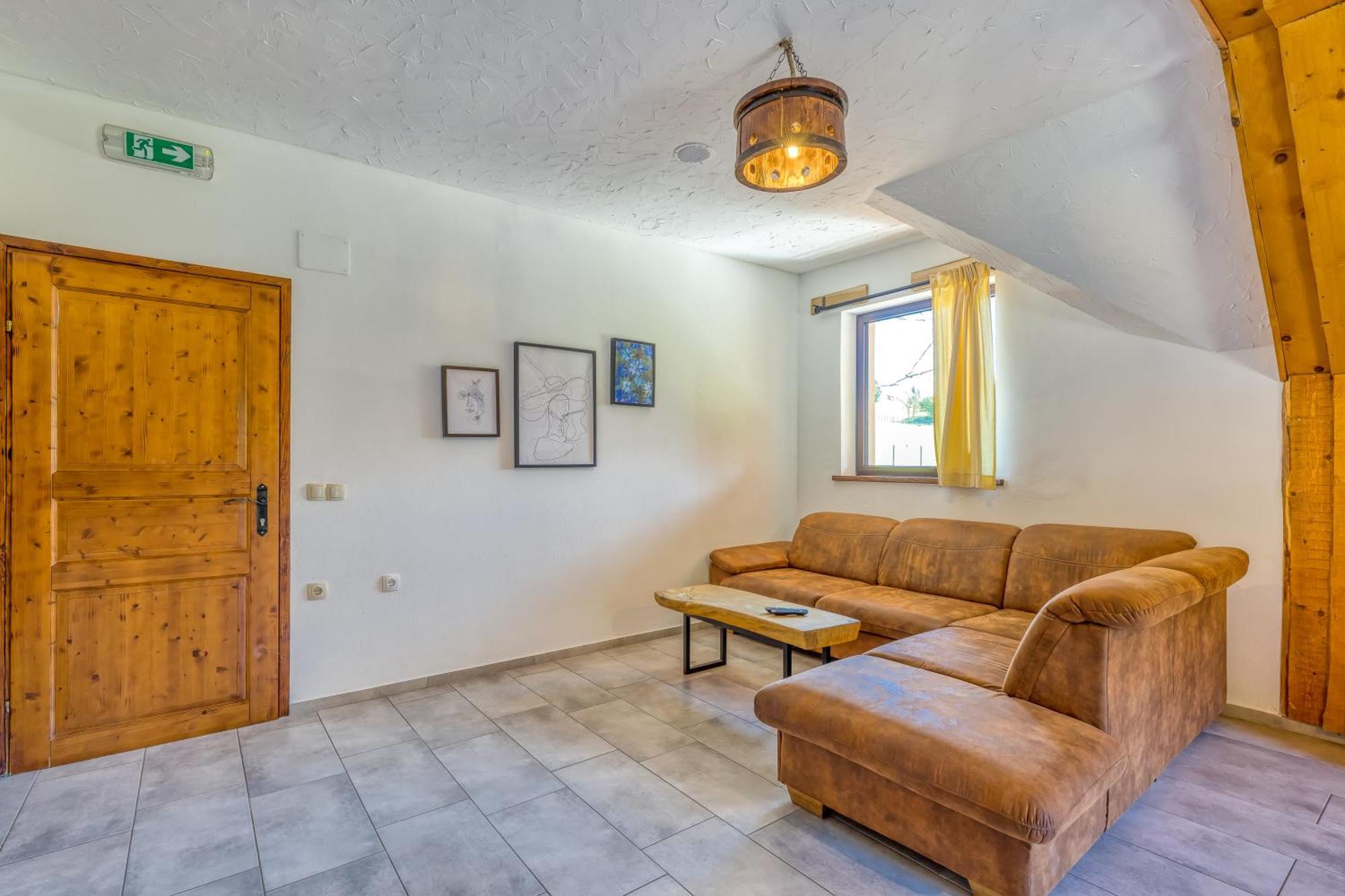 Apartmán Bajsova Domacija Podčetrtek Exteriér fotografie